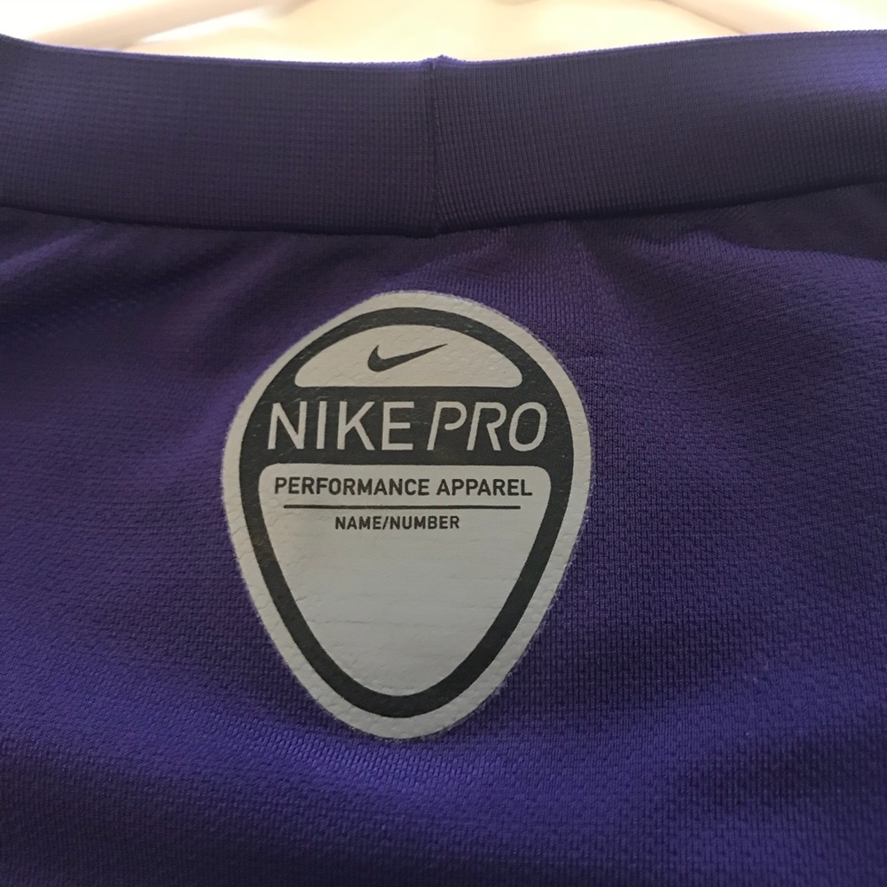 Men’s Nike Compression - Picture 5 of 5
